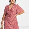 Dresses * | Wednesday'S Girl Curve Ruched Front V-Neck Flippy Tea Dress In For Women Red Ditsy