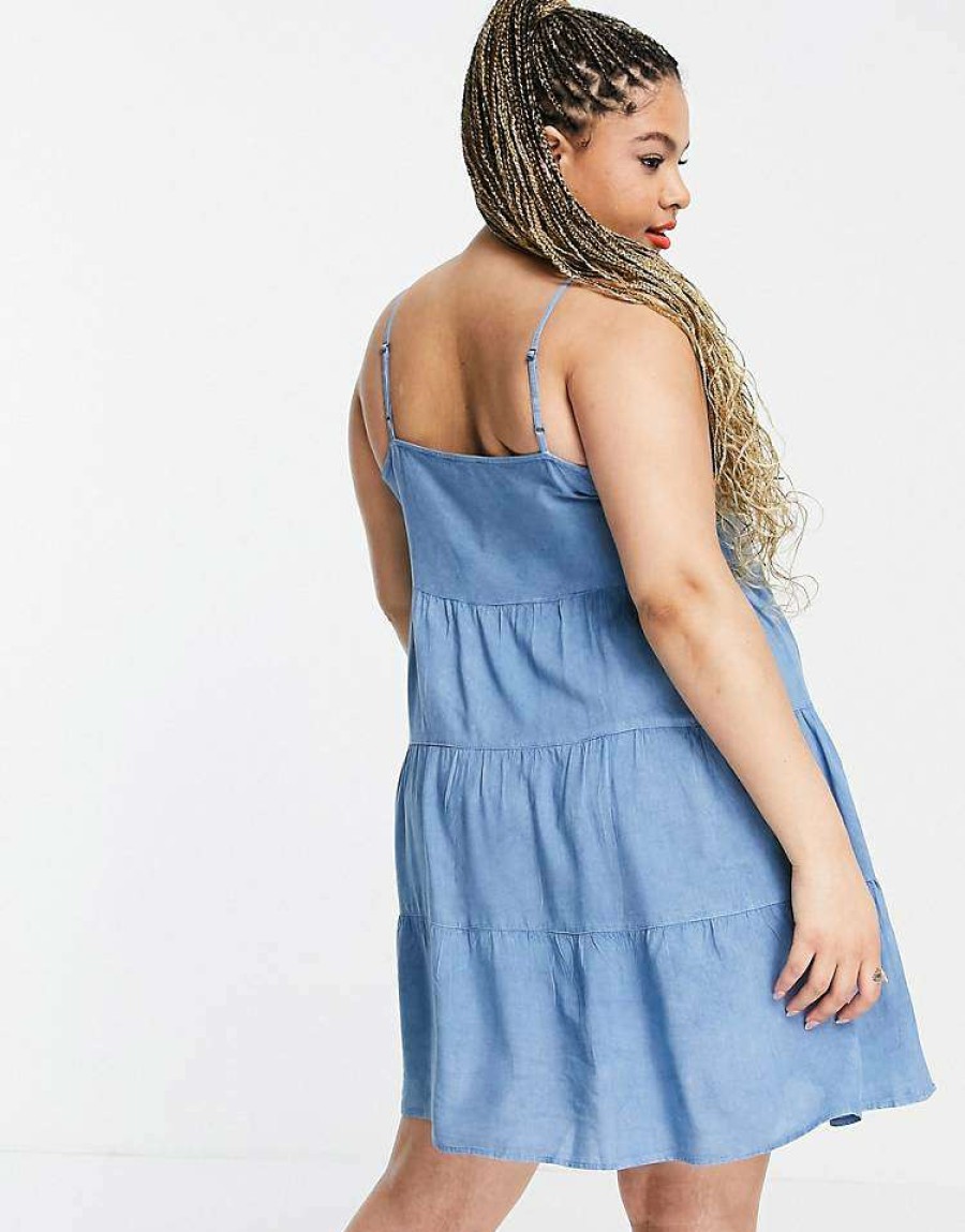 Dresses * | Wednesday'S Girl Curve Mini Cami Dress With Tiered Skirt In Chambray For Women Light Wash Chambray