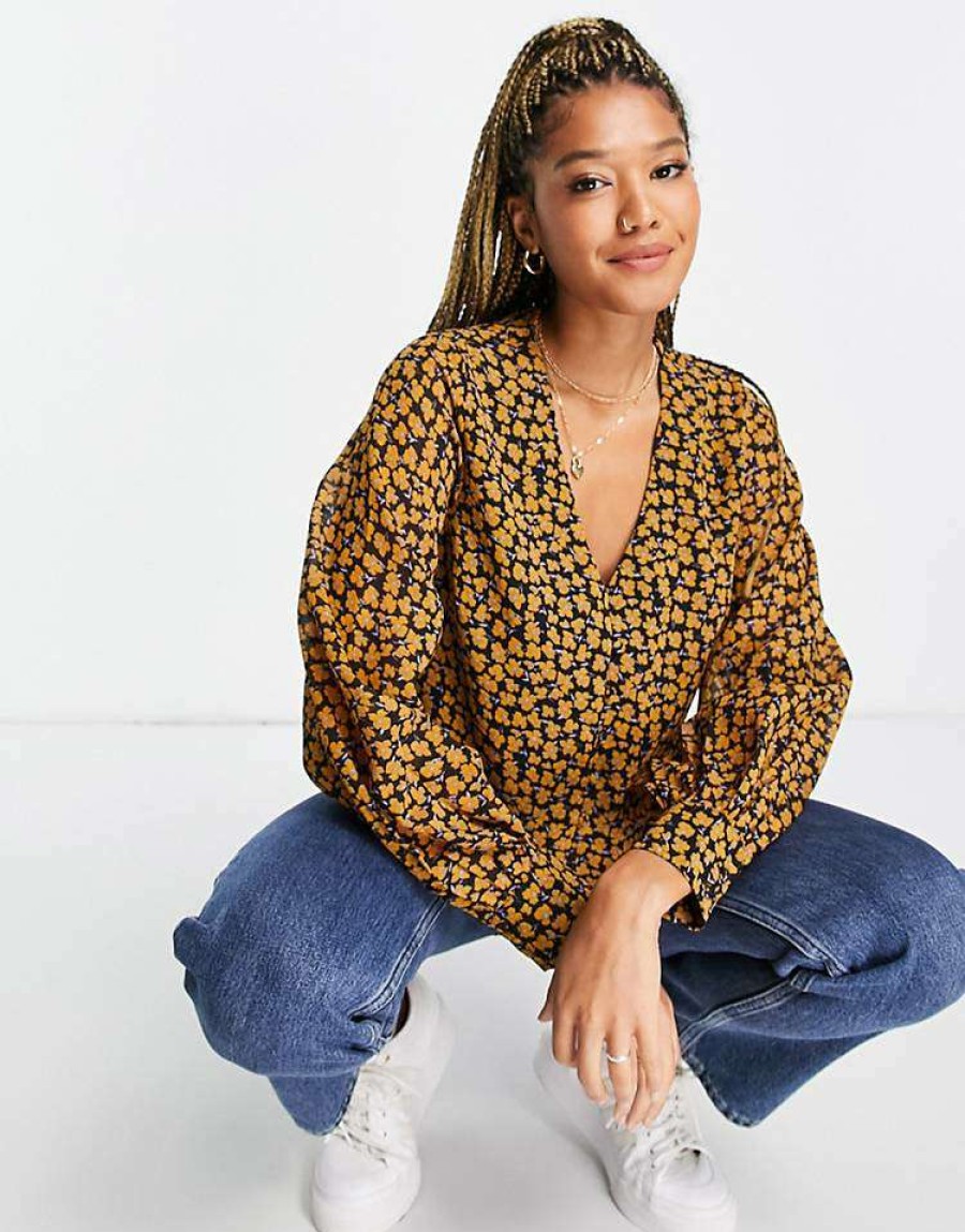 Tops * | Wednesday'S Girl Long Sleeve Tea Blouse With Balloon Sleeves In Buttercup Floral For Women Black Yellow Floral