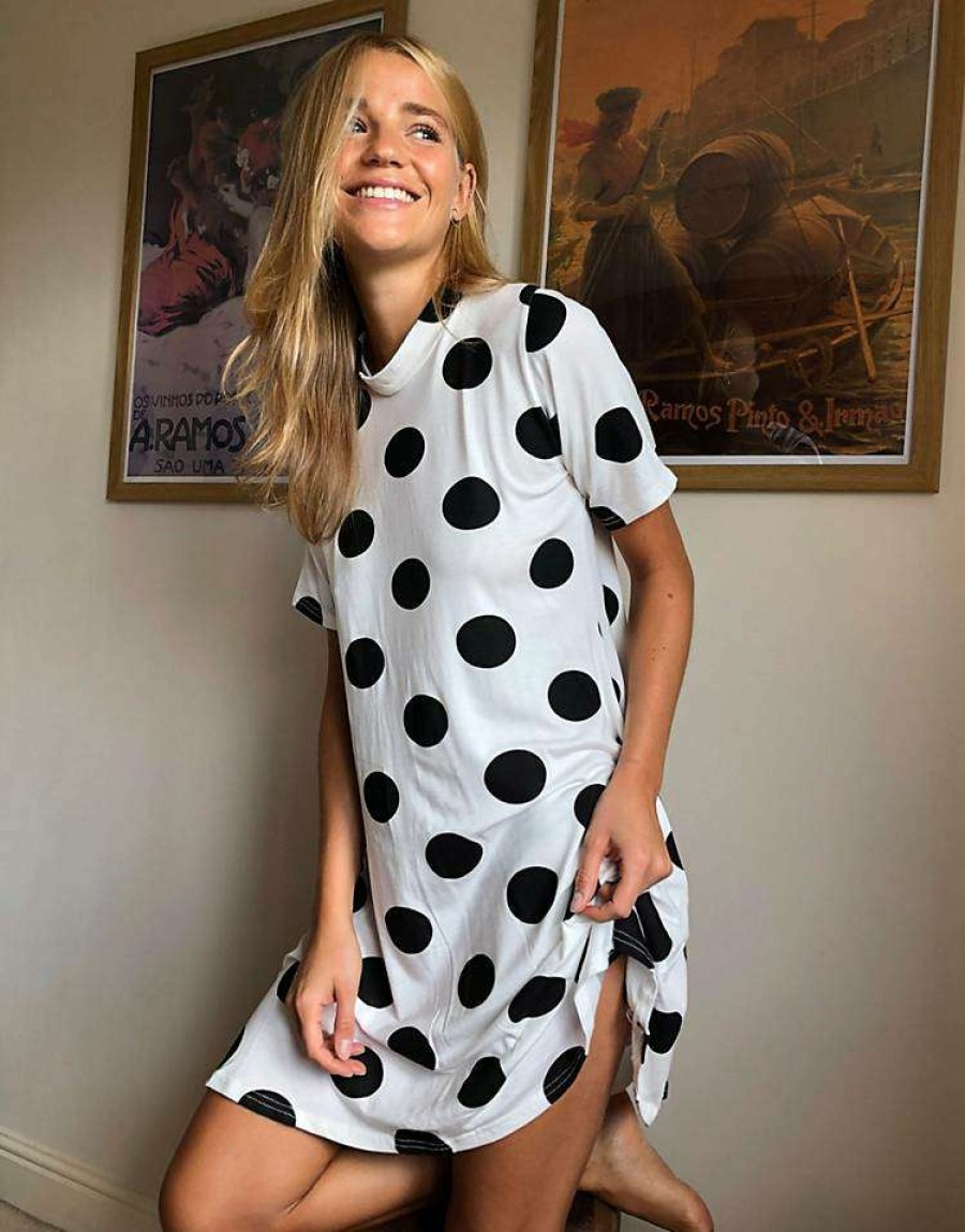 Dresses * | Wednesday'S Girl Mini T-Shirt Dress In Polka Dot For Women White Black Polka