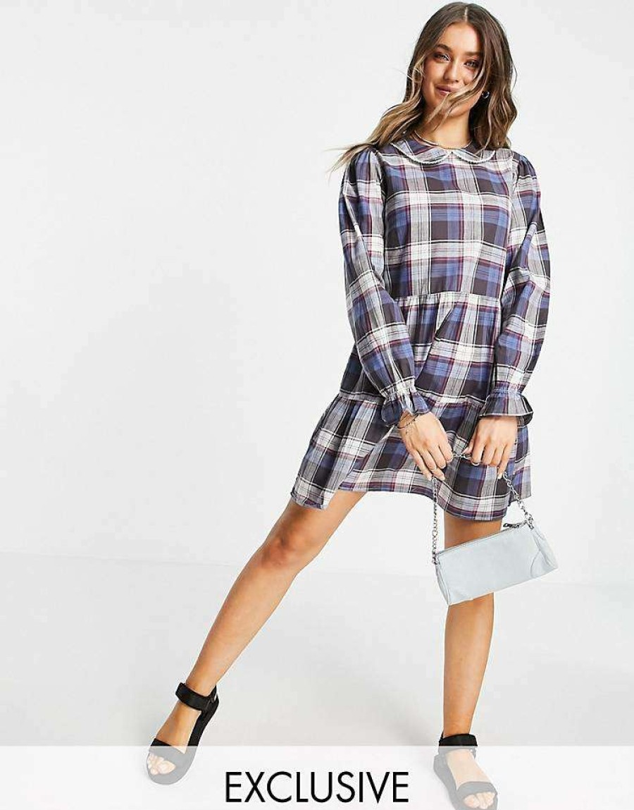 Dresses * | Wednesday'S Girl Mini Smock Dress With Tiered Skirt And Collar In Vintage Check For Women Navy Black Check