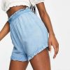 Shorts * | Wednesday'S Girl Relaxed Shorts In Chambray For Women Light Wash Chambray