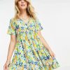 Dresses * | Wednesday'S Girl Mini Smock Dress With Tiered Skirt In Summer Floral For Women White Floral