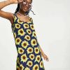 Dresses * | Wednesday'S Girl Relaxed Mini Shift Dress In Vintage Sunflower Print For Women Navy Sunflower