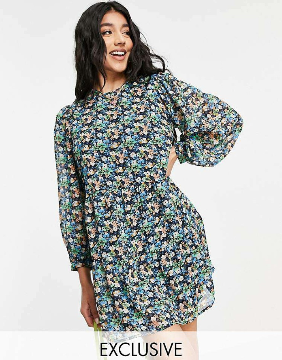 Dresses * | Wednesday'S Girl Long Sleeve Mini Smock Dress With Full Skirt In Vintage Floral For Women Multi Floral