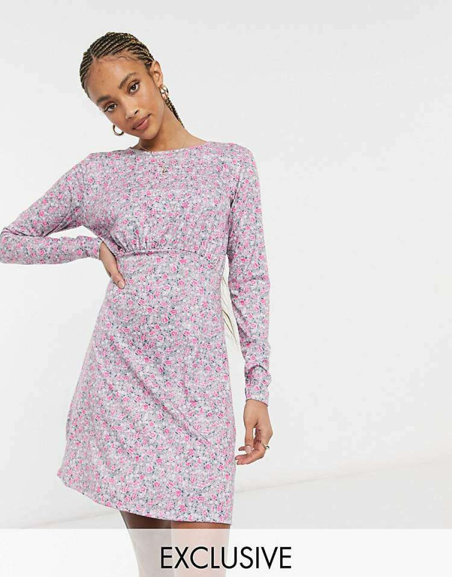 Dresses * | Wednesday'S Girl Long Sleeve Mini Dress In Vintage Floral For Women Purple Floral